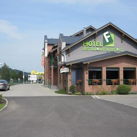 F - Team Hotel Liptovský Hrádok Esterno foto